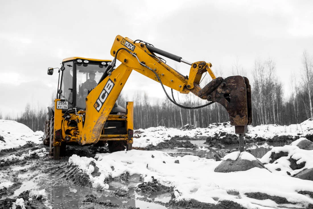 Аренда экскаватора-погрузчика JCB / Гидромолот 24/7 - миниатюра 4