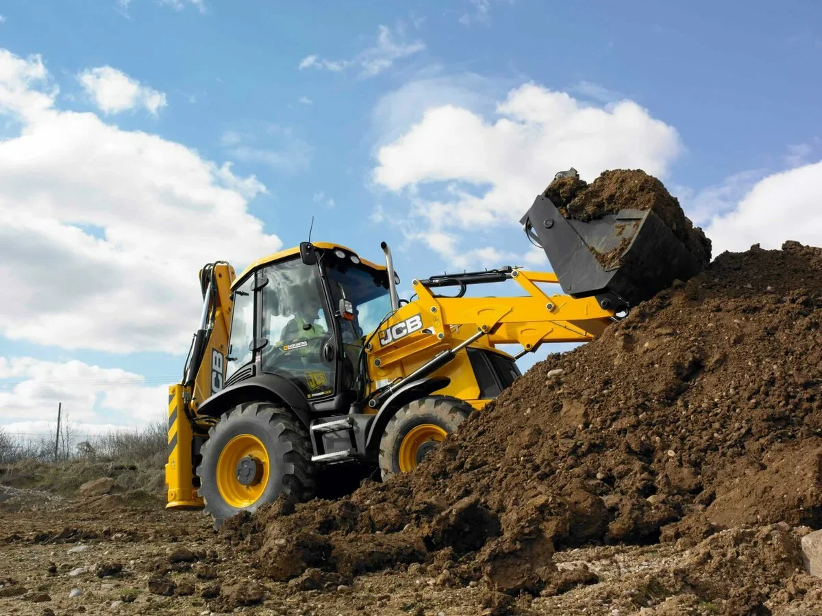 Аренда экскаватора-погрузчика JCB / Гидромолот 24/7