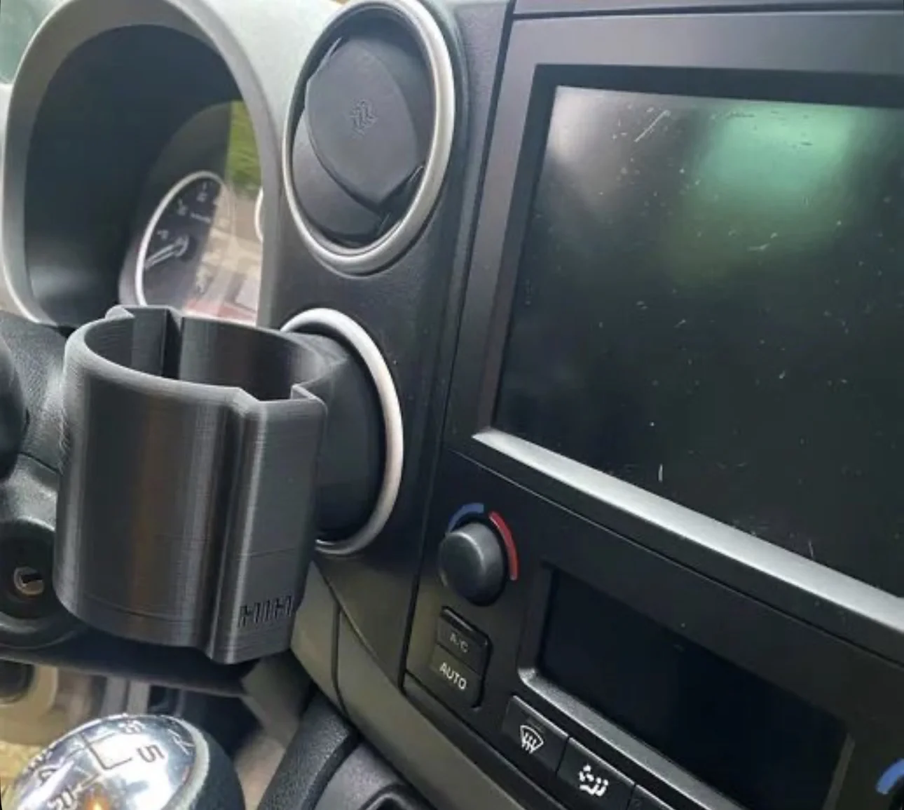 Подстаканник Citroen Berlingo Peugeot Partner - миниатюра 2