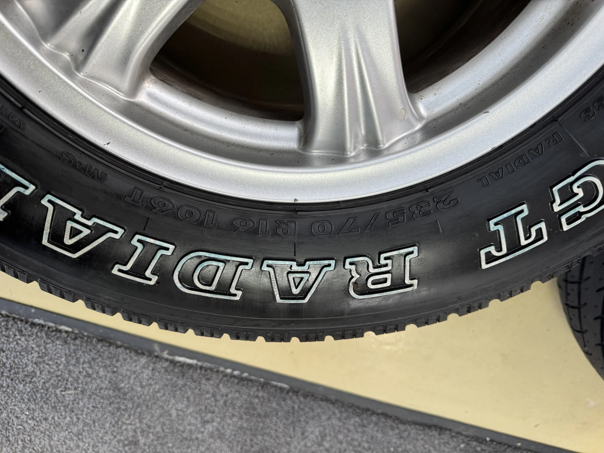 GT Radial Savero HT Plus 235/70 R16 106T - миниатюра 5