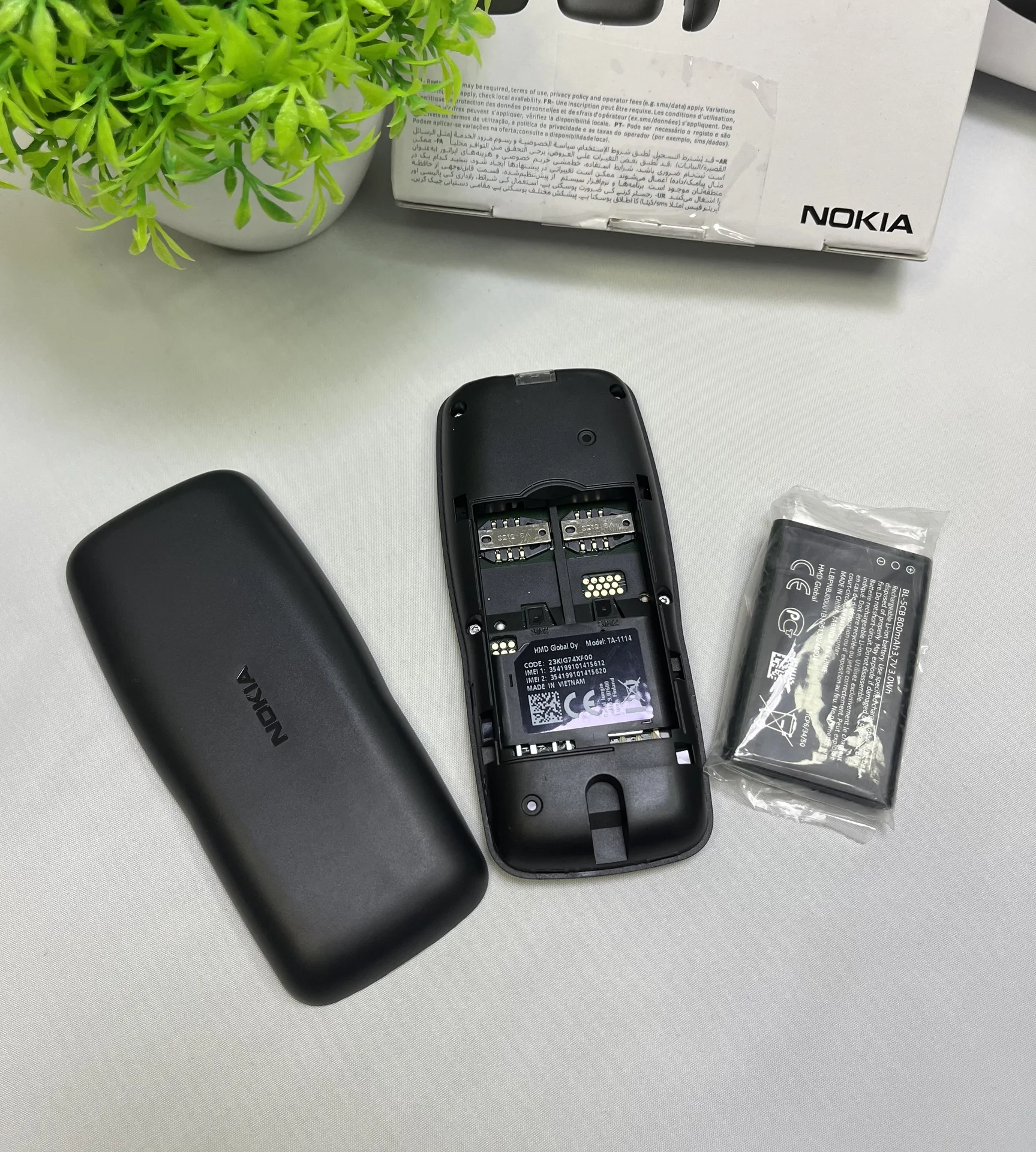 Мобильный кнопочный телефон Nokia 106 - миниатюра 5