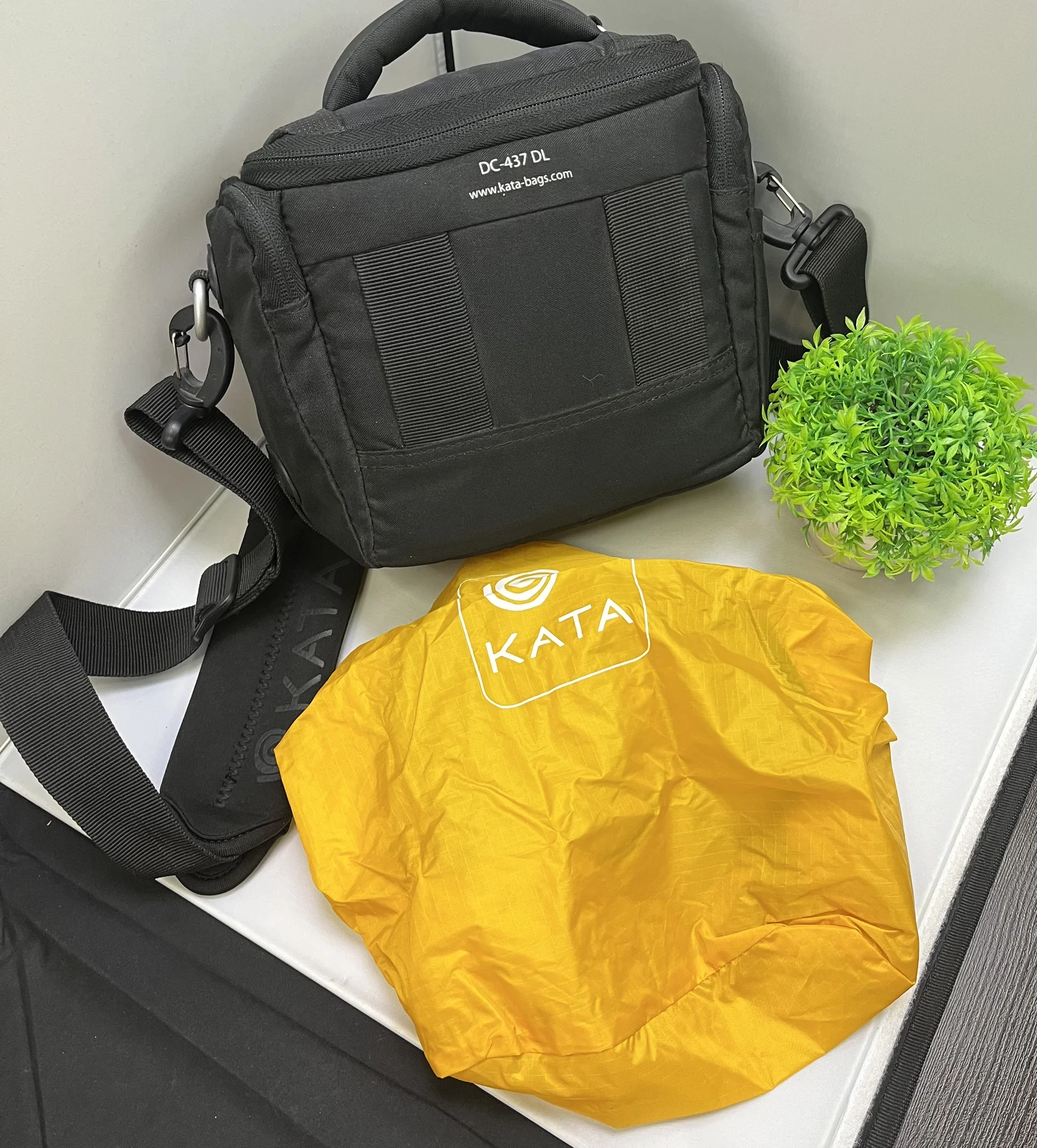 Зеркальный фотоаппарат Nikon D3200 kit 18-105mm VR - миниатюра 8
