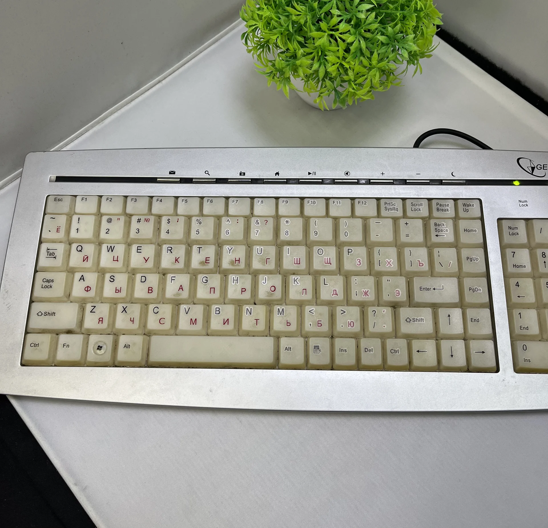USB проводная клавиатура Gembird KB-9835LU-R - миниатюра 3