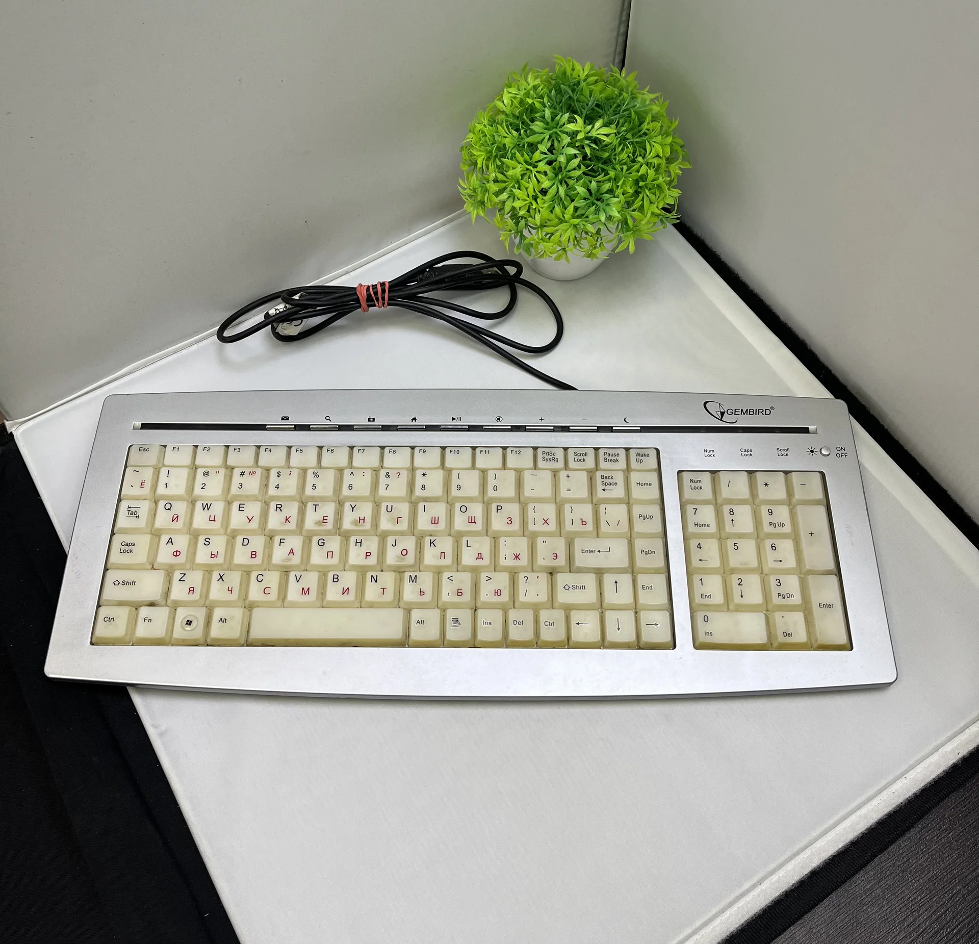USB проводная клавиатура Gembird KB-9835LU-R - миниатюра 4