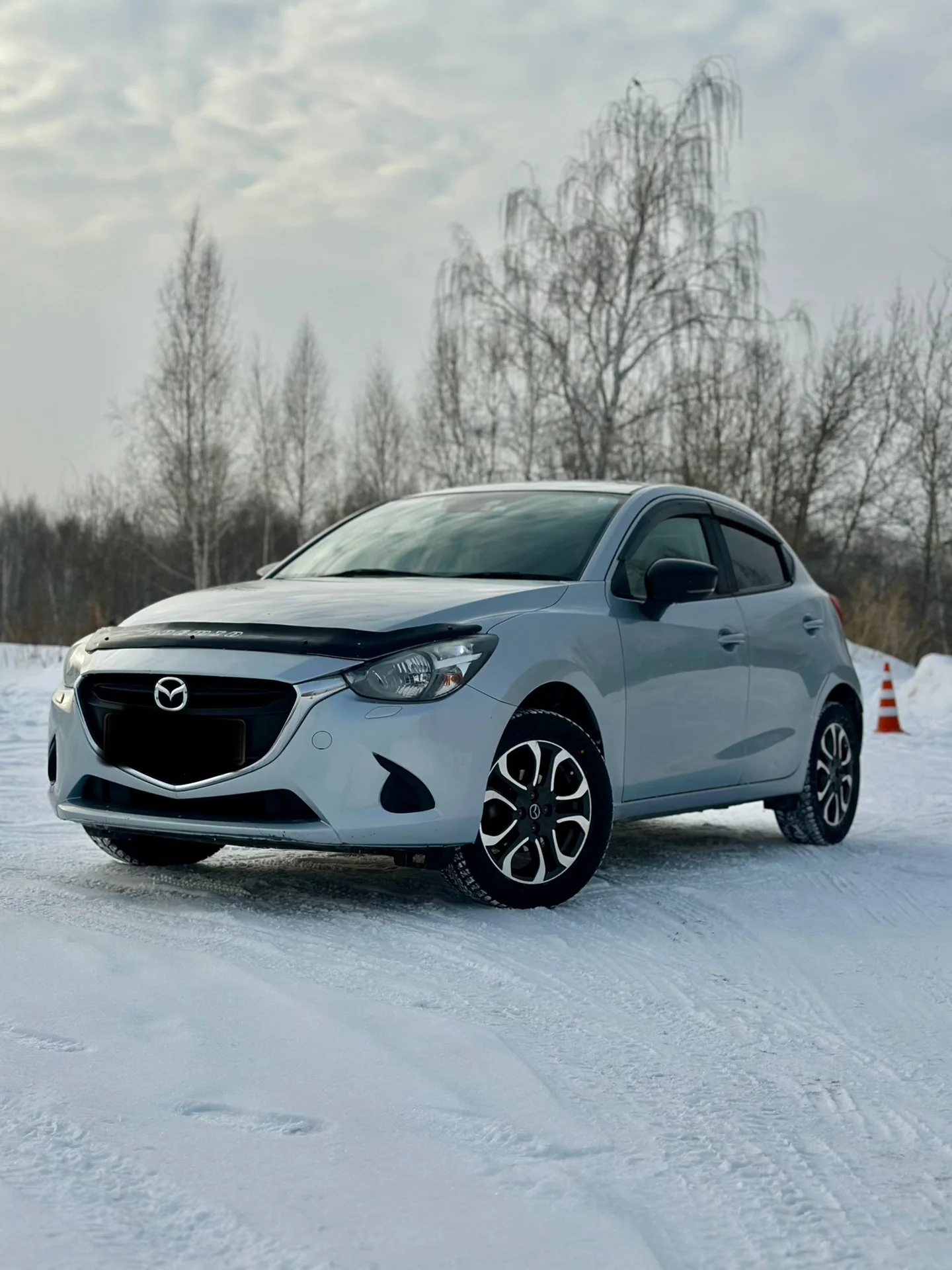 Mazda Demio 2017 - миниатюра 8