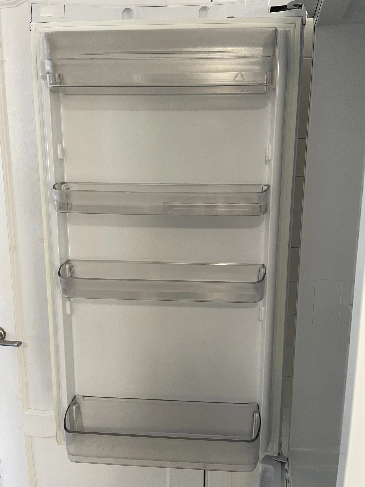 Холодильник hotpoint ariston - миниатюра 3