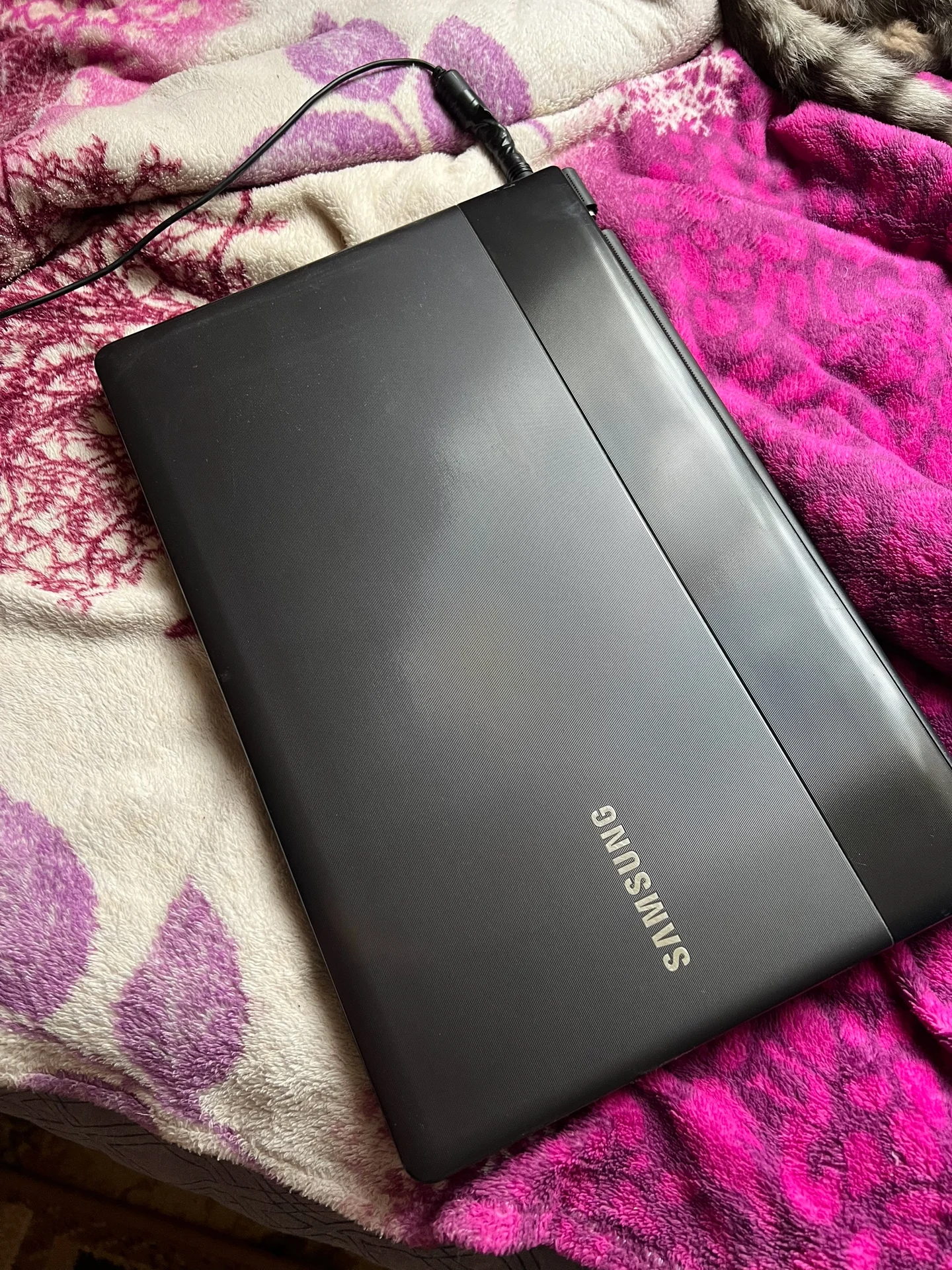 Samsung NP300E5C под восстановление или запчасти - миниатюра 2