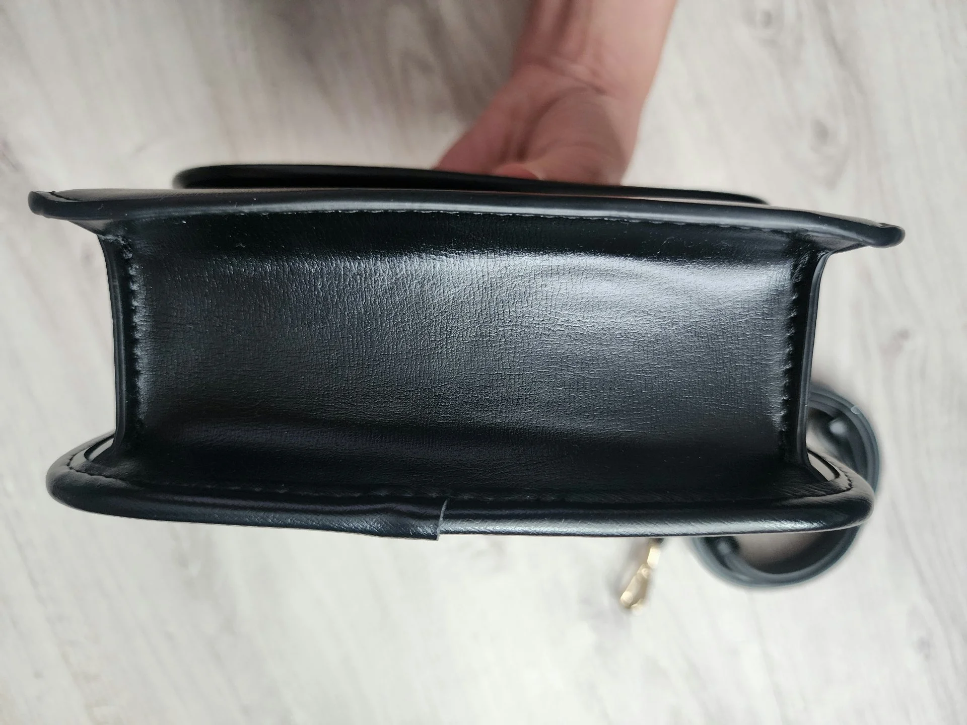 Сумка zara небольшого размера кожзам новая - миниатюра 2