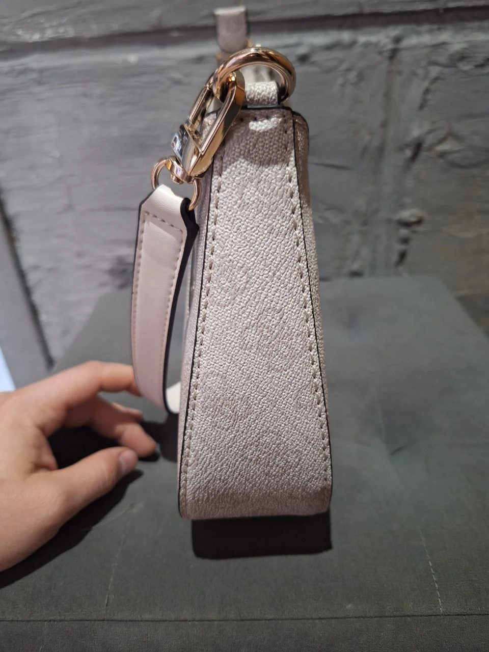 Сумка guess оригинал! - миниатюра 3