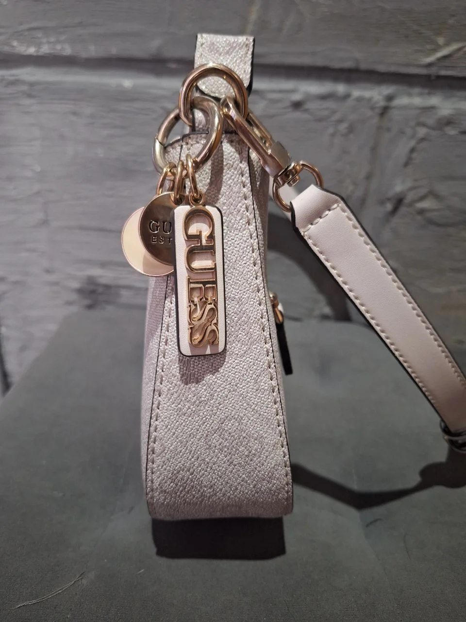 Сумка guess оригинал! - миниатюра 4