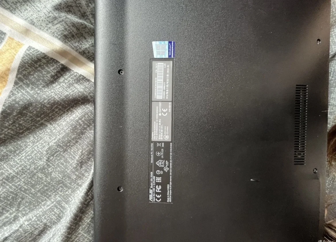 Ноутбук Asus X540N - миниатюра 3