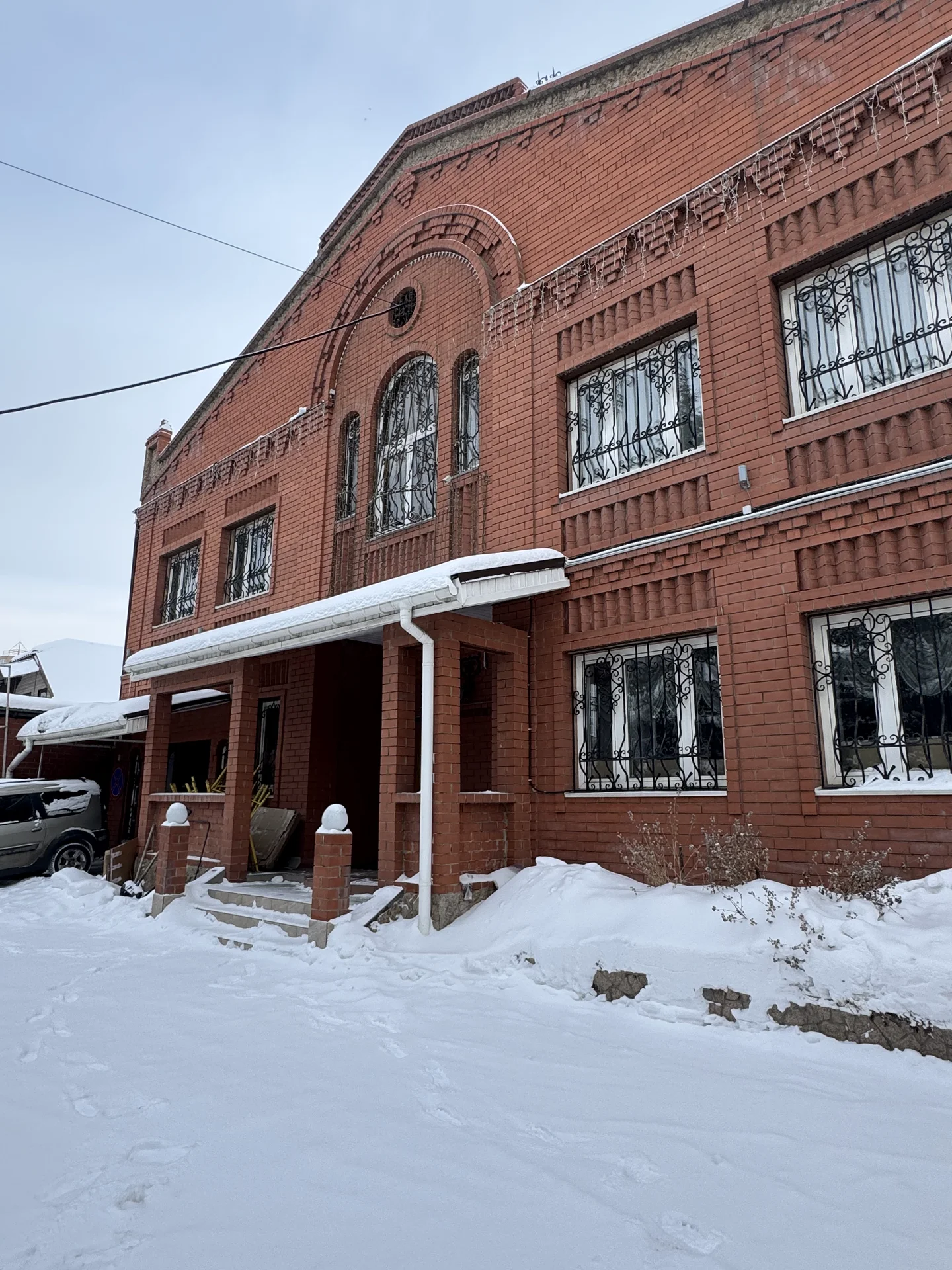 3 этажное здание в центре Челябинска под бизнес - миниатюра 11