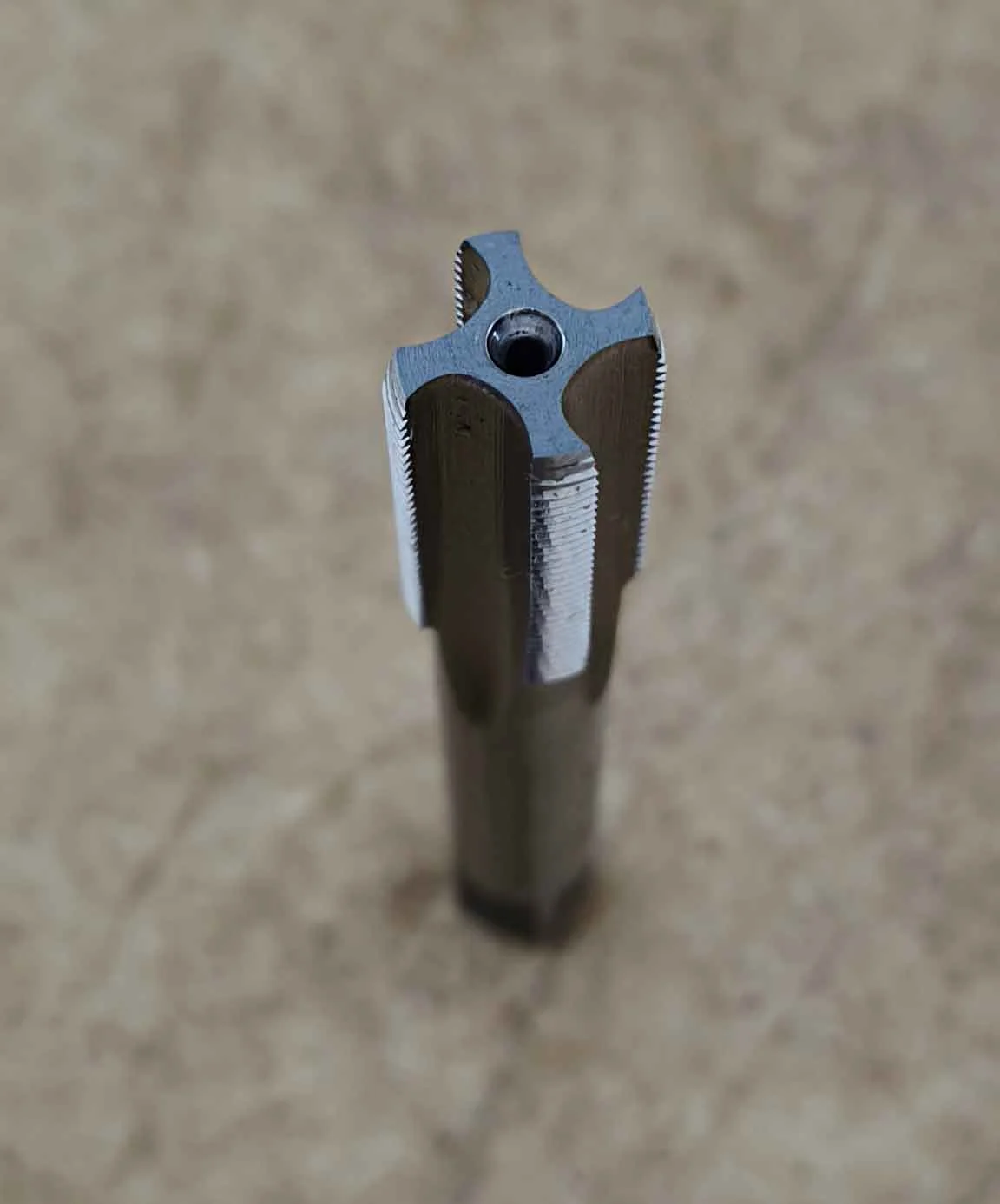 Метчик М15х1,0, м/р, Р6М5, 100/35 мм, мелкий шаг, для нарезания сквозной и глухой резьбы, шлифован. - миниатюра 4