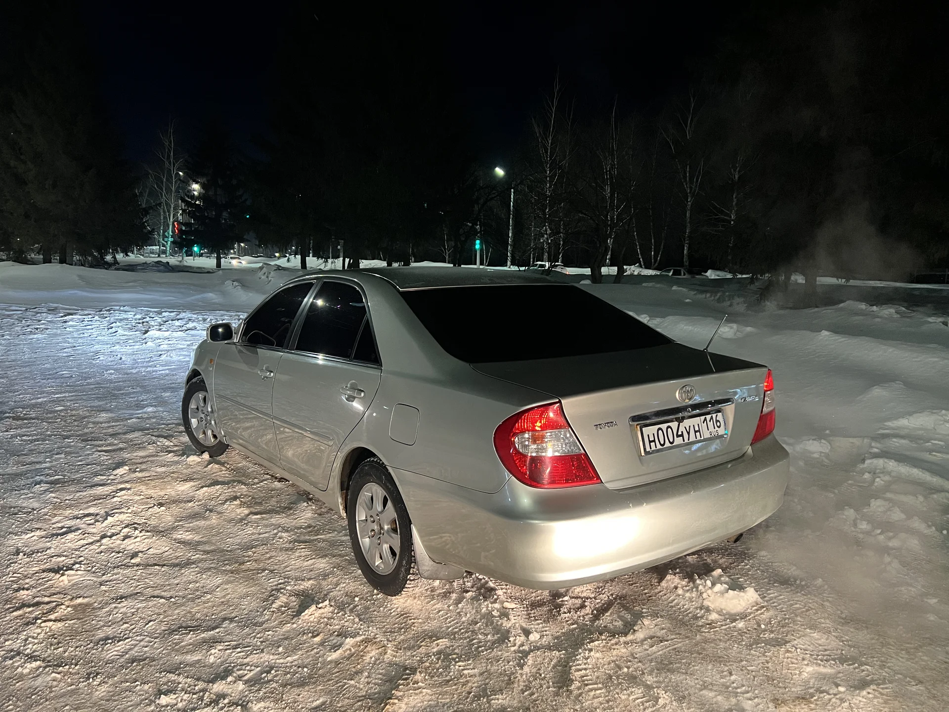 TOYOTA CAMRY - изображение 1