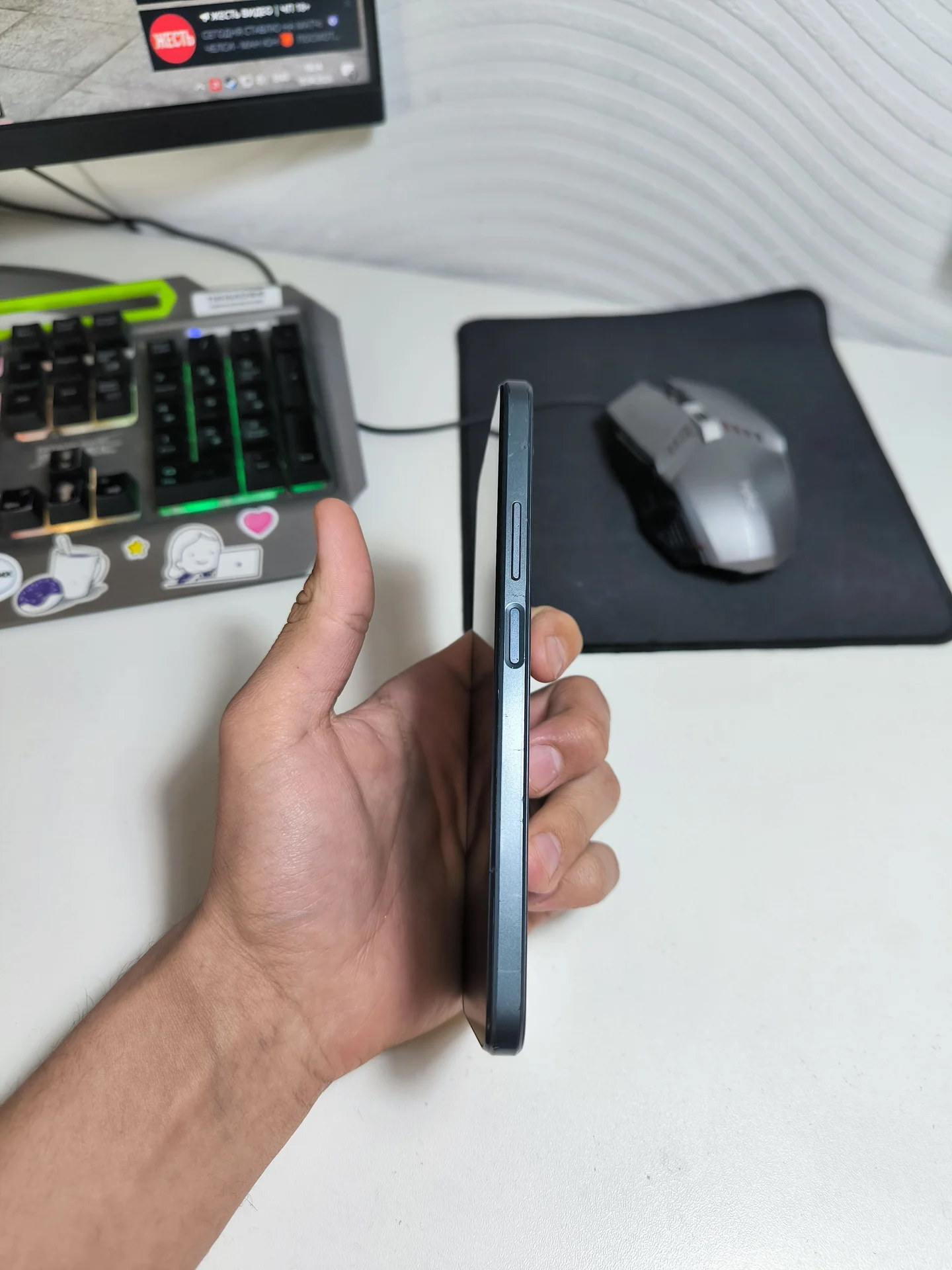 Realme c30s 2/32 гб черный - миниатюра 4