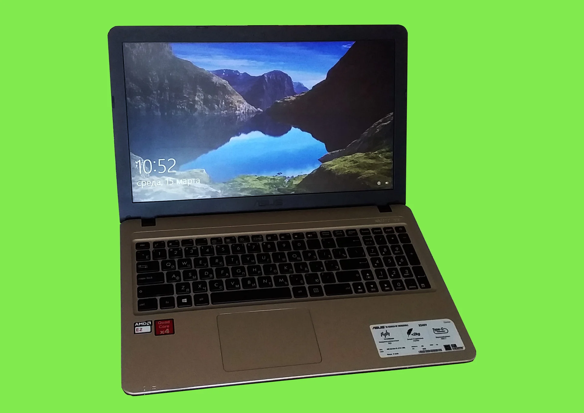 ноутбук Asus,4-х летний,мод.Х540Y, в отл. состоян. - изображение 1
