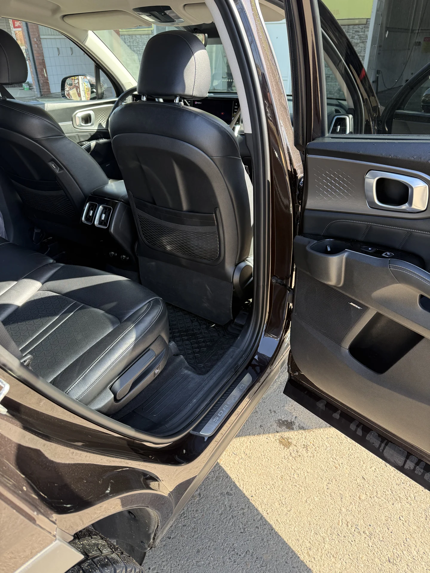 Kia Sorento - миниатюра 9