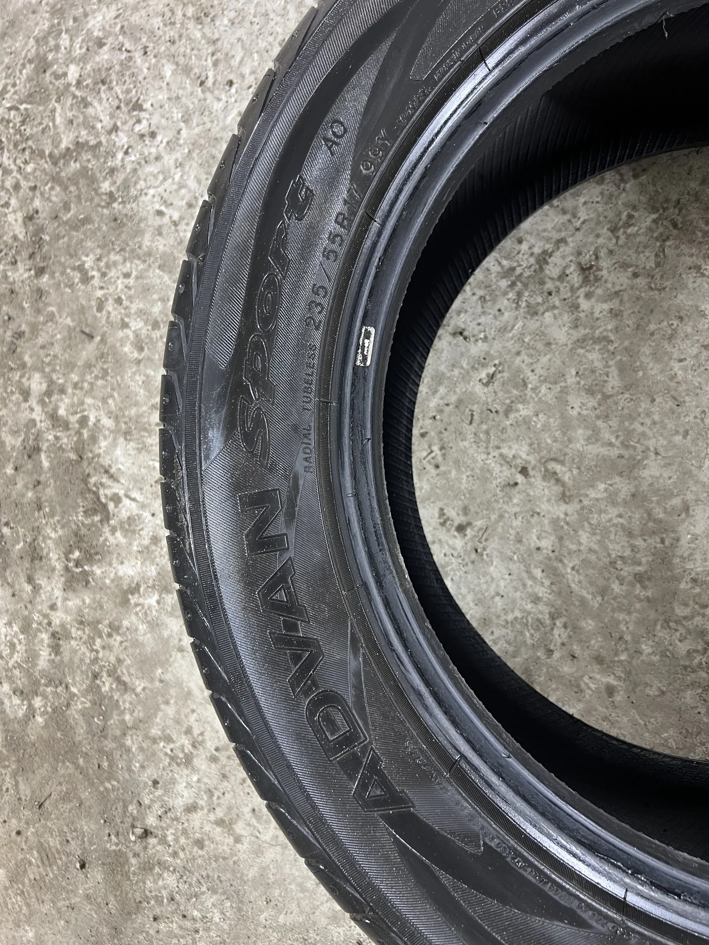 Шины летние Yokohama Advan Sport V103 235/55 R17 9 - миниатюра 7