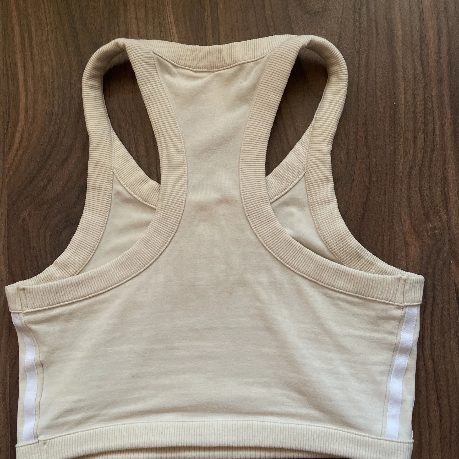 Топ спортивный adidas xs - миниатюра 4
