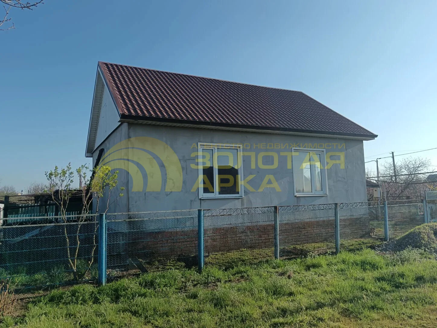 В станице Старотитаровской Темрюкского района продается новый дом, площадью 60 кв.м. - изображение 1