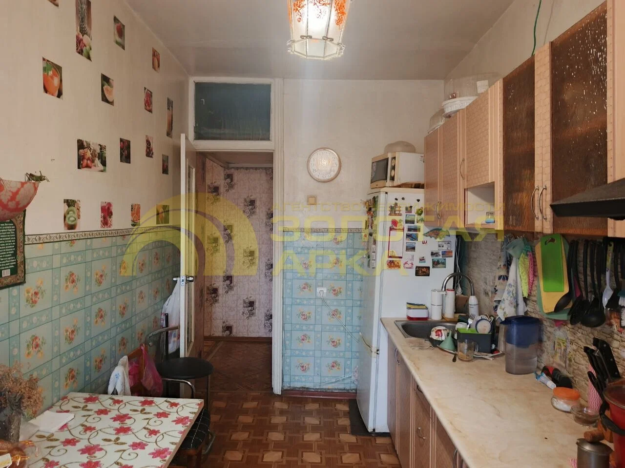 В пгт Афипский Северского района, в центре, продается четырехкомнатная квартира - миниатюра 7