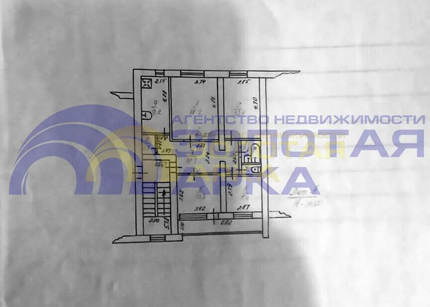 В пгт Афипский Северского района, в центре, продается четырехкомнатная квартира - миниатюра 19