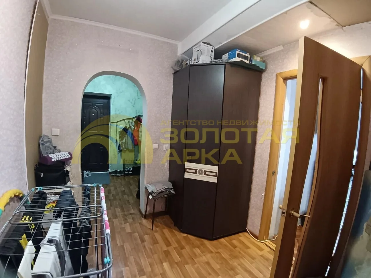 Продаётся уютная двухкомнатная квартира в ст. Старотитаровской - миниатюра 8