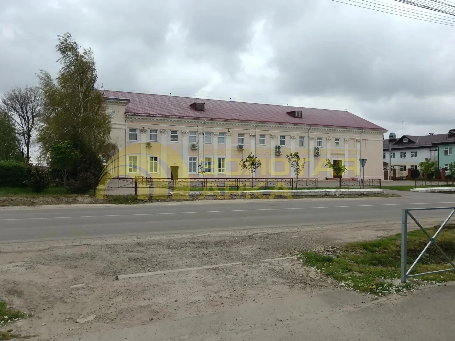 Продаётся уютная двухкомнатная квартира в ст. Старотитаровской - миниатюра 12