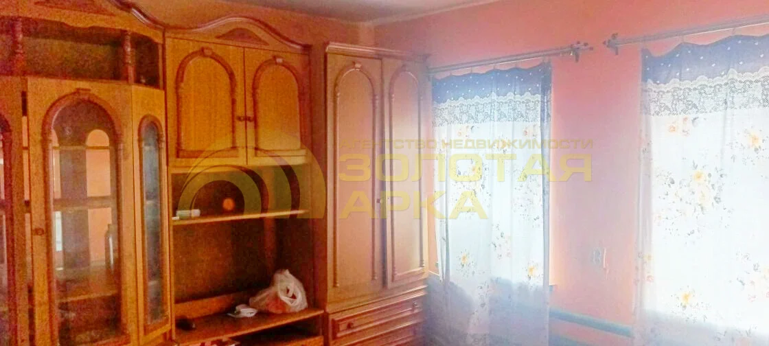 Продам дом 49 м2 на ровном участке 16 соток. Дом расположен в самом центре станицы Варениковской