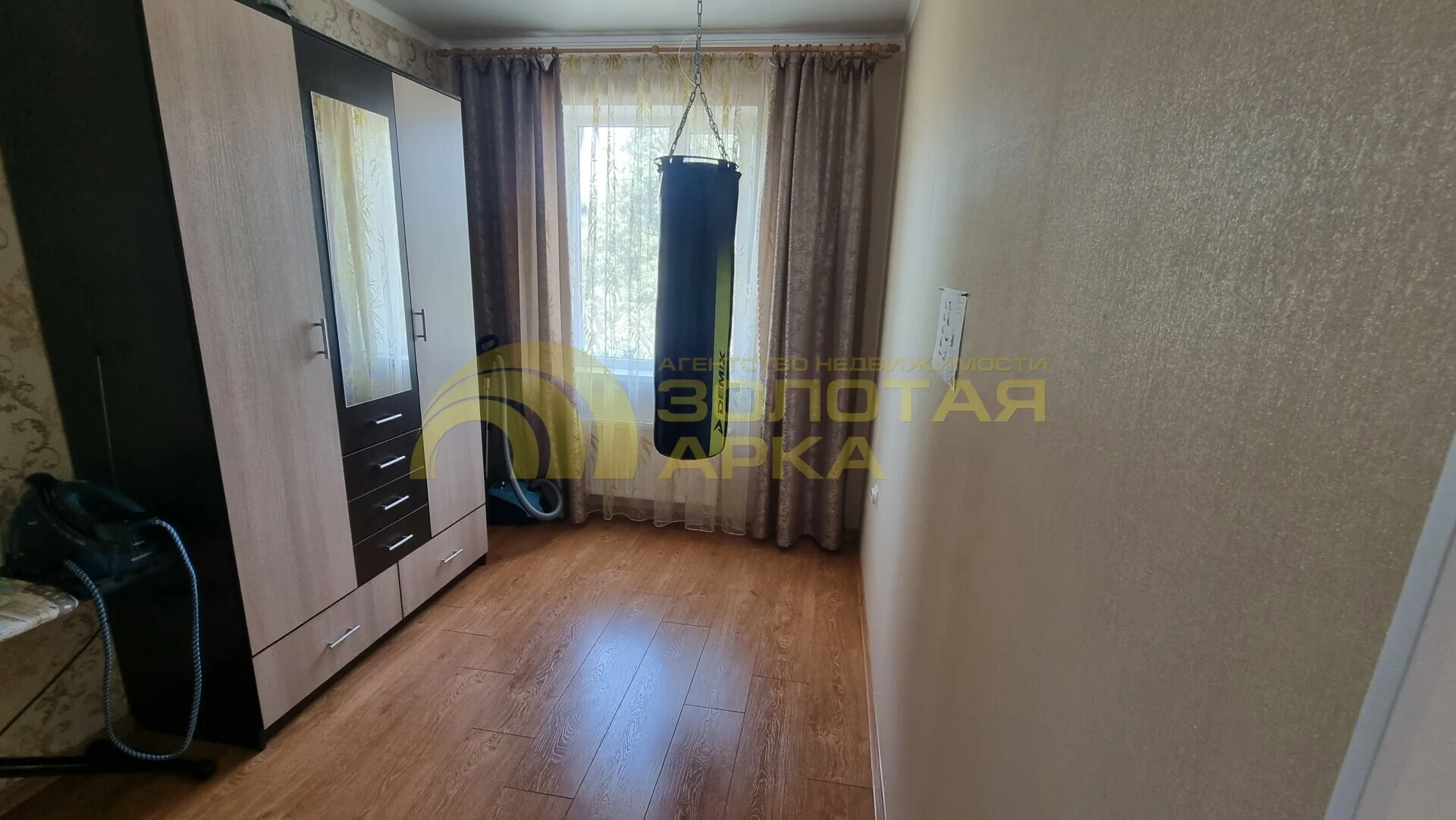 Продается дом в г. Крымск - миниатюра 10