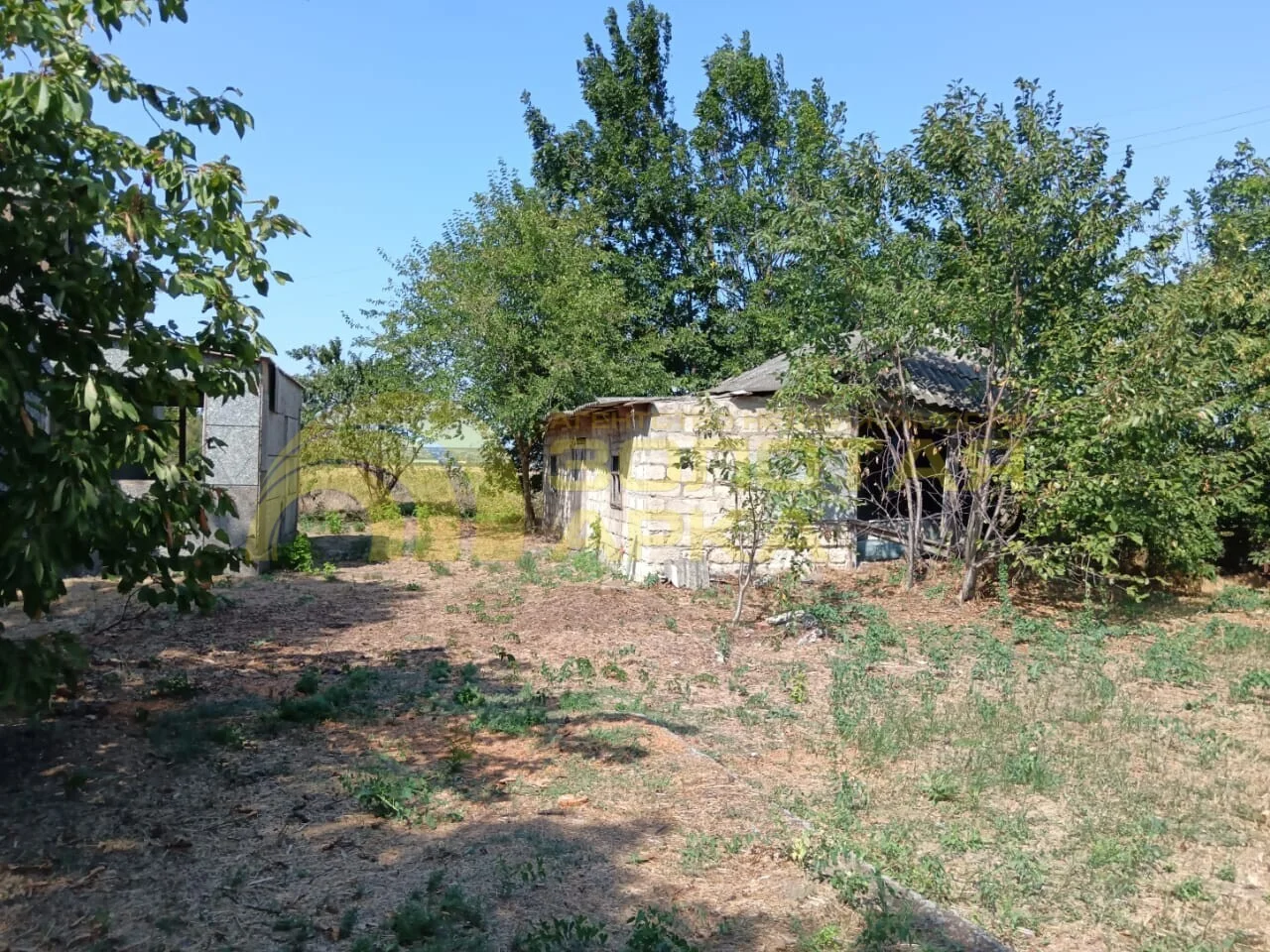 Продается земельный участок с домом в станице Старотитаровской. - миниатюра 8
