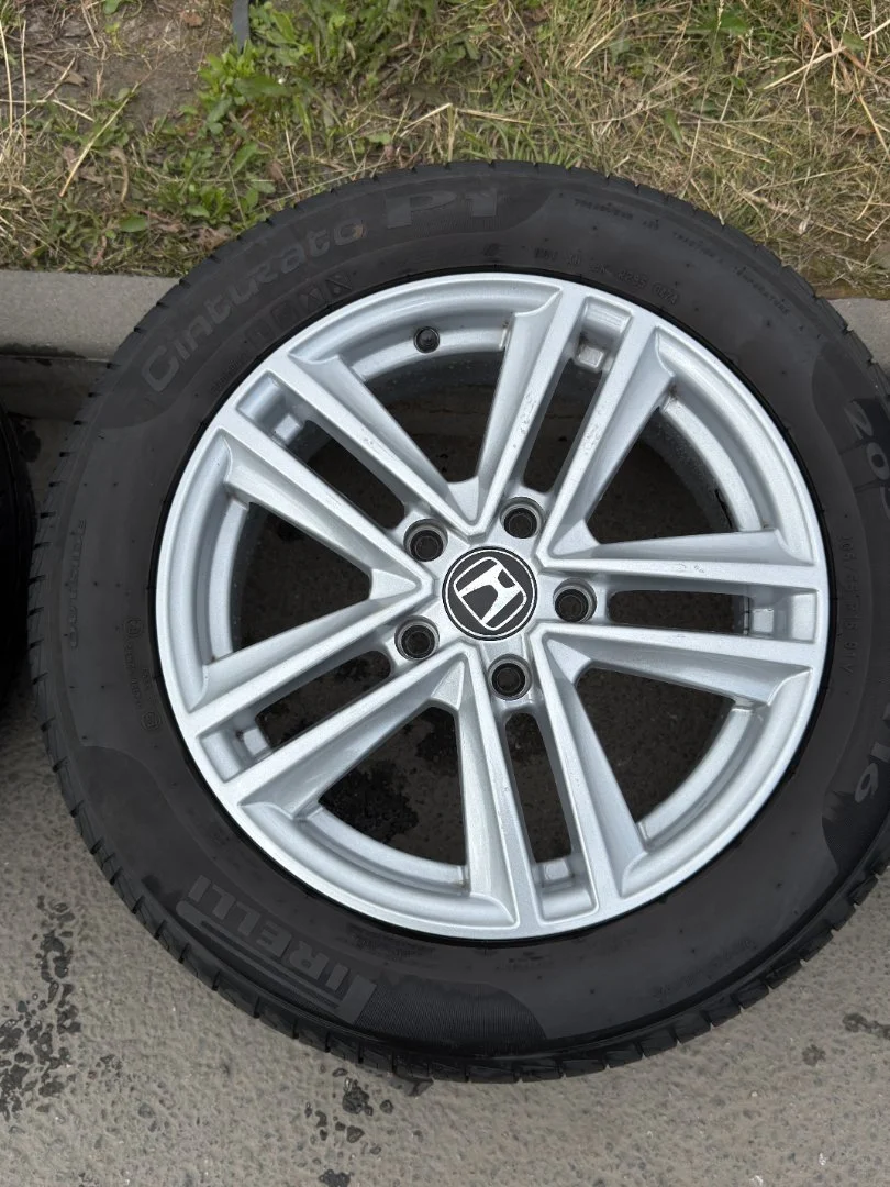 Pirelli P1 с дисками R 16 летние - миниатюра 2