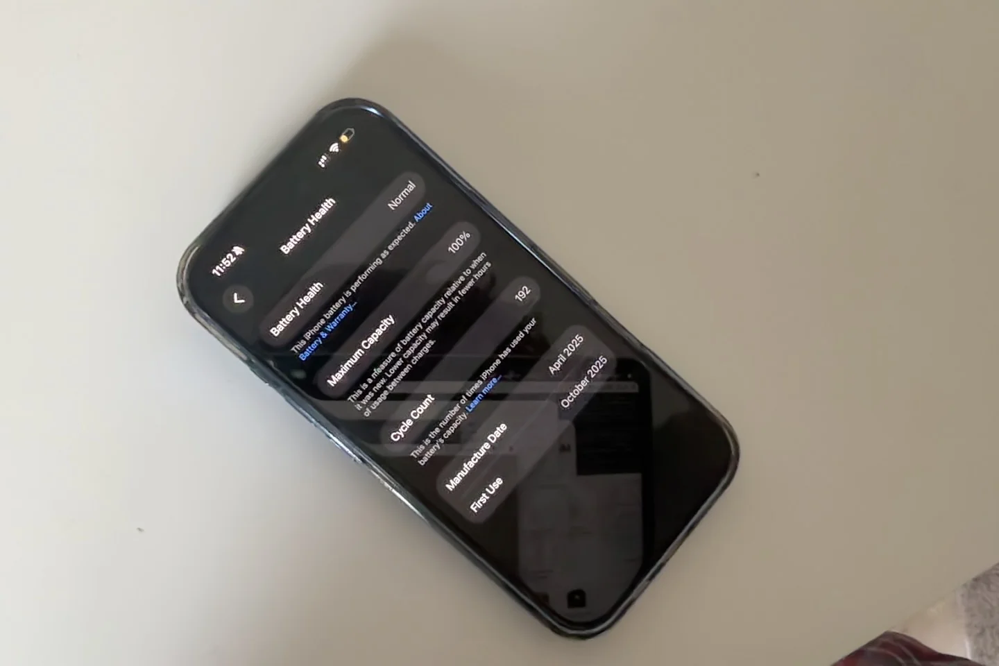 iPhone 16 128 gb ultramarine - миниатюра 4