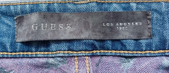 Джинсы женские GUESS ,размер 29 ( 44-46).Состав: хлопок 92%, эластан 2%, эластомультиэстер 6% - миниатюра 4