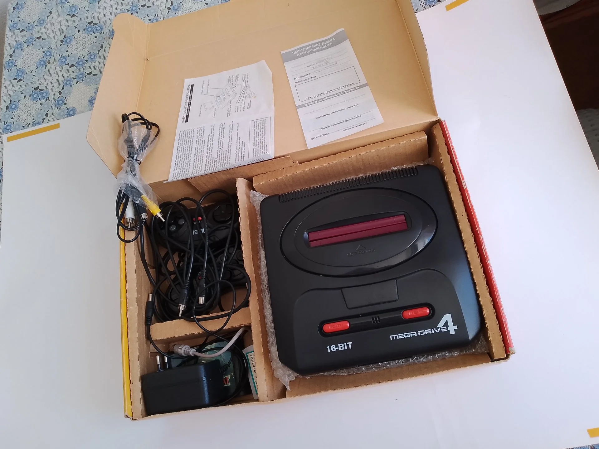 Sega Mega Drive 4 (2004) легенда+ mortal kombat - миниатюра 3