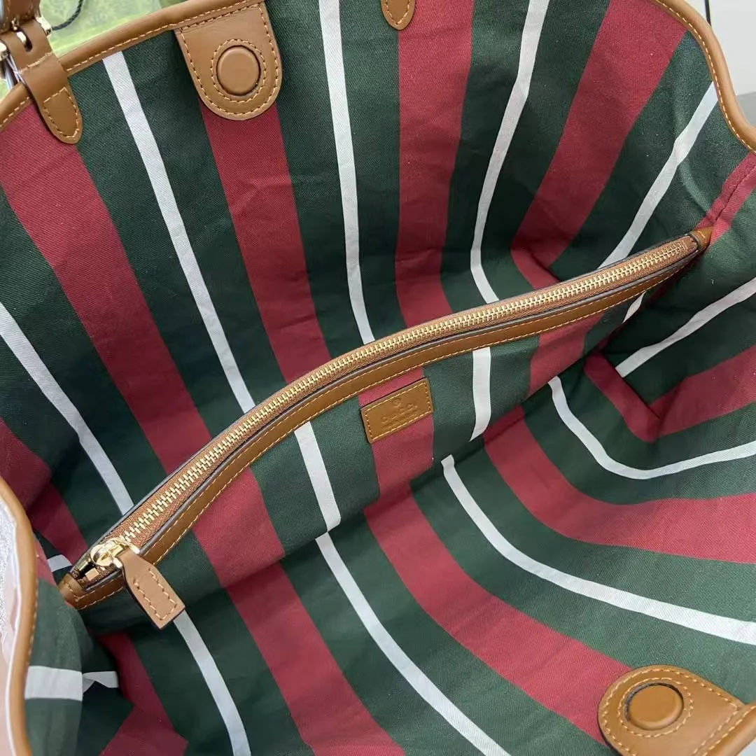 Сумка тоут Gucci Emblem - миниатюра 6