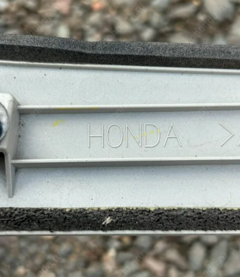 Накладка крышки багажника для Honda Civic 4D - миниатюра 5