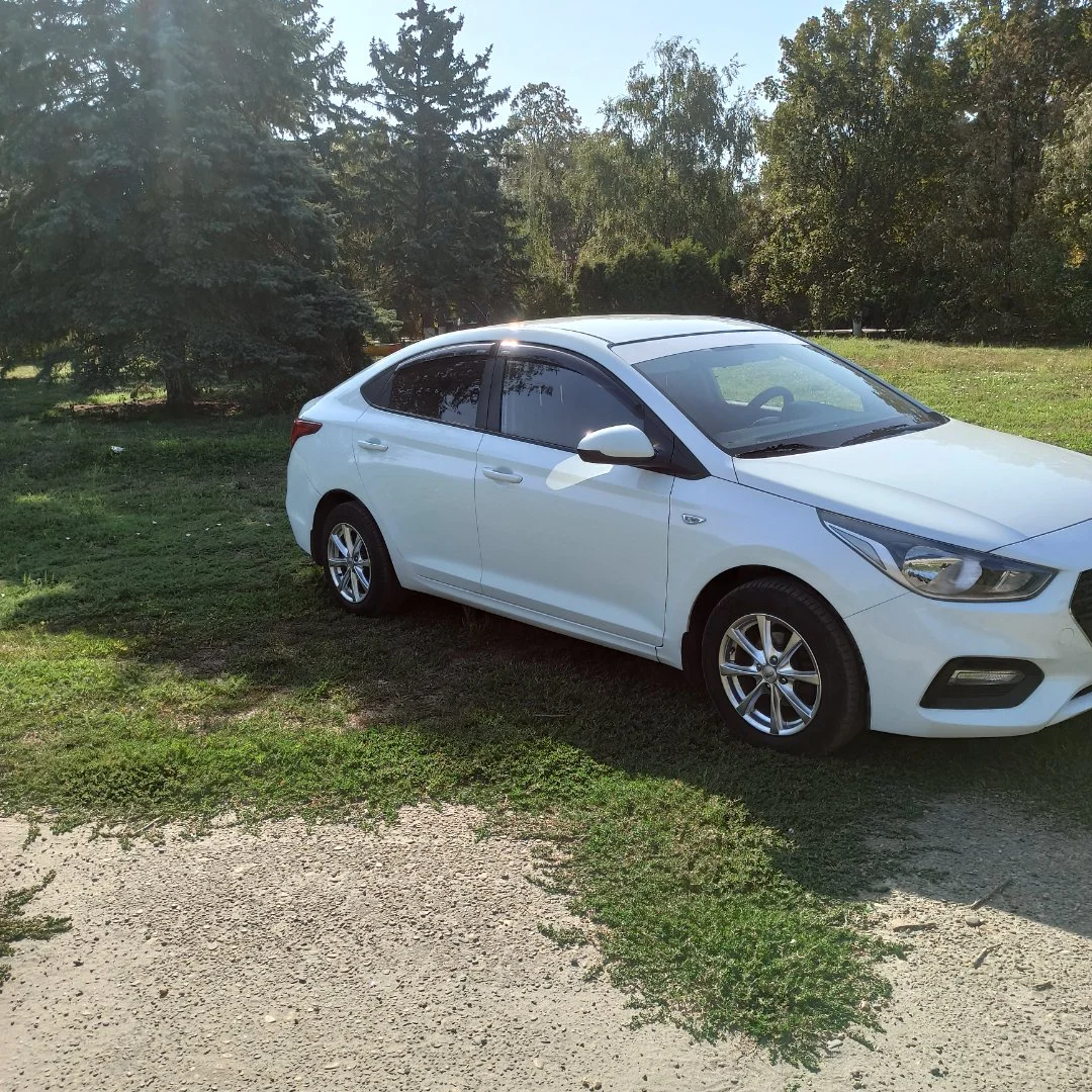 Продаю Hyundai Solaris restyling - миниатюра 3