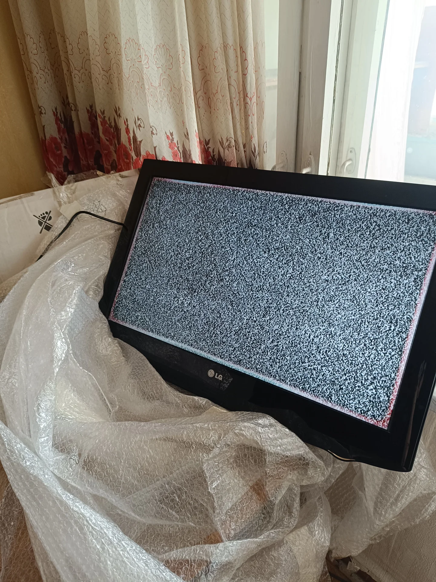 Телевизор LG 32 LH2000, 81 см - миниатюра 4