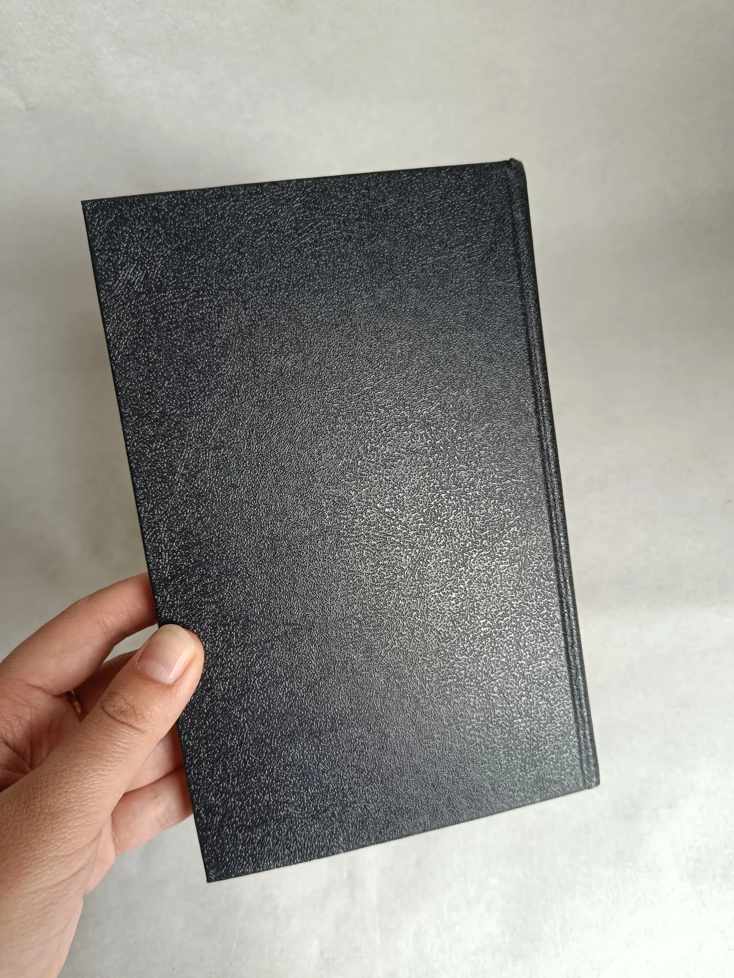Книга Робинзон Крузо - миниатюра 4