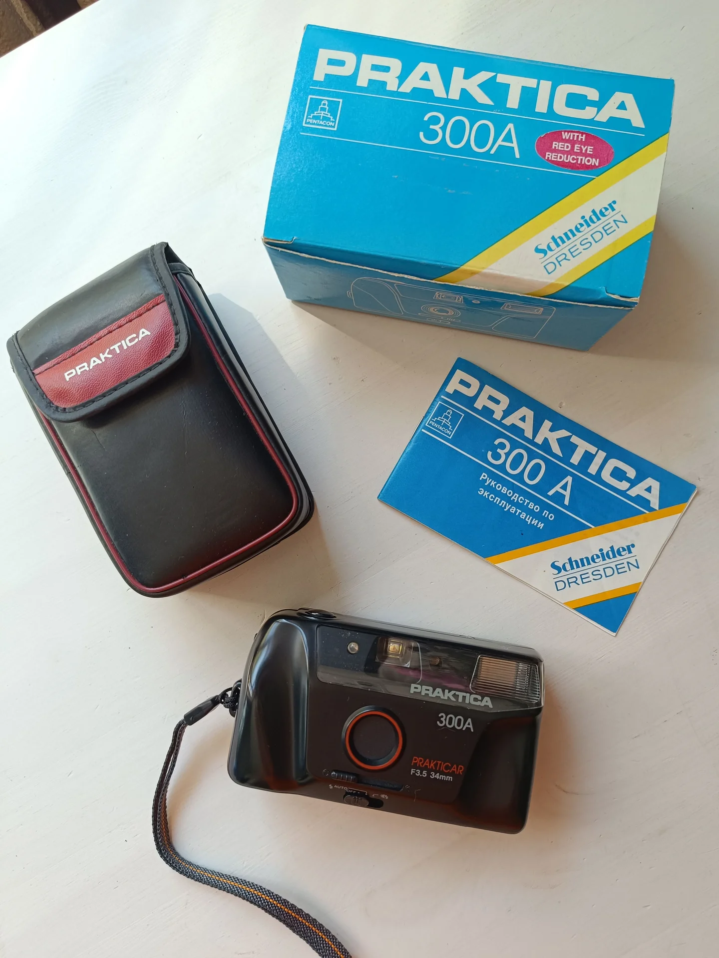 Плёночный фотоаппарат Практика 300А - изображение 1