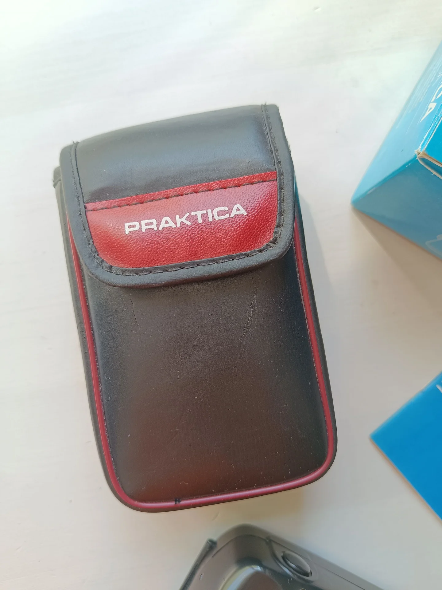 Плёночный фотоаппарат Практика 300А - миниатюра 3