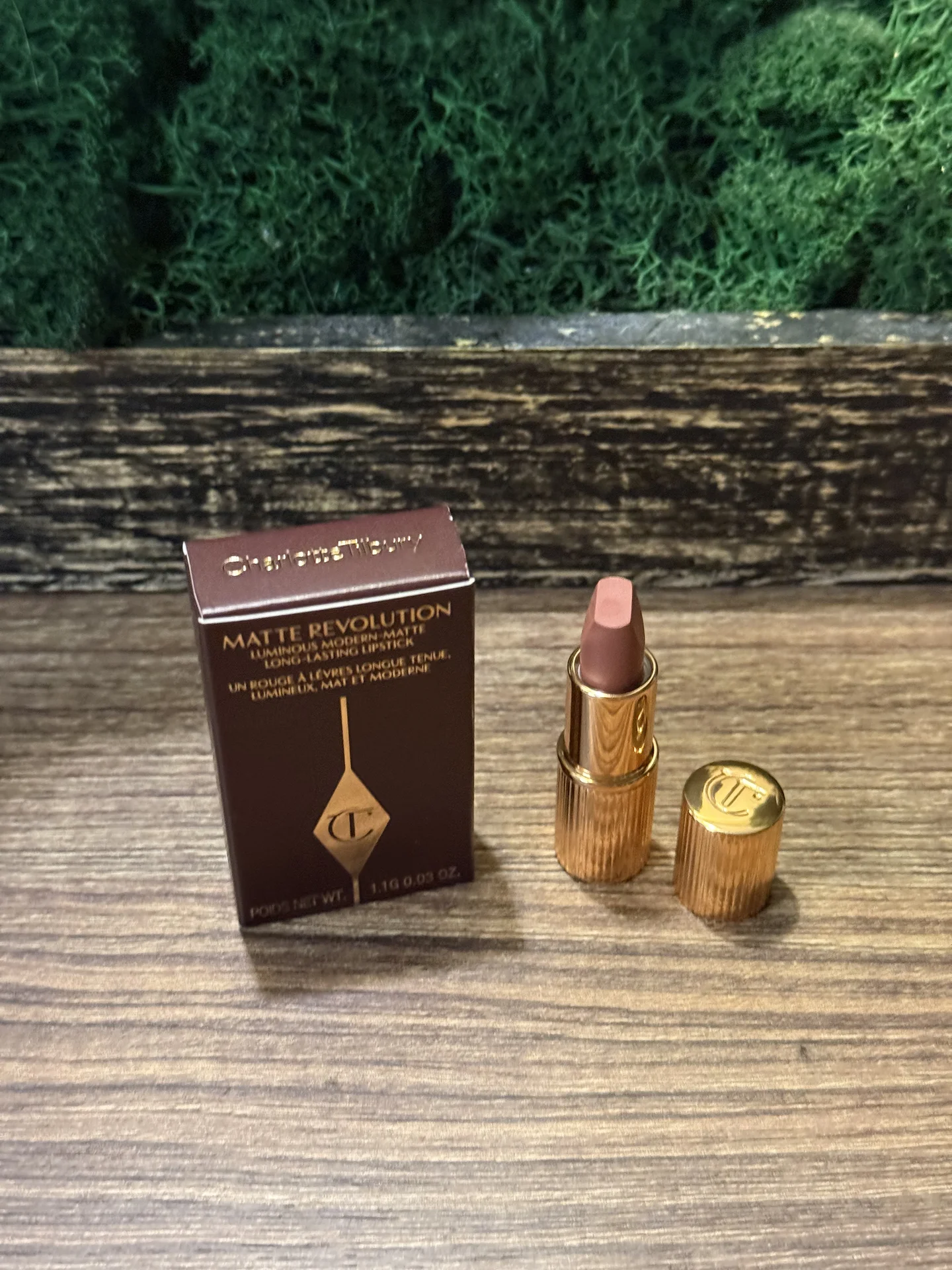 Миниатюра помады Charlotte Tilbury Matte - миниатюра 2