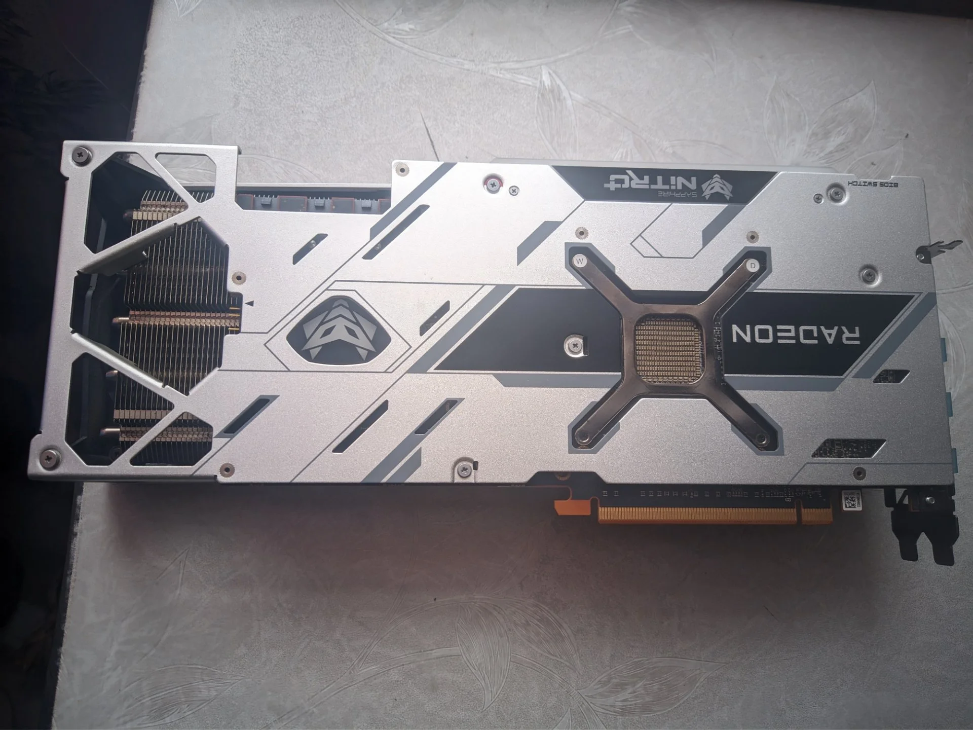 Видеокарта RX6900XT - миниатюра 2