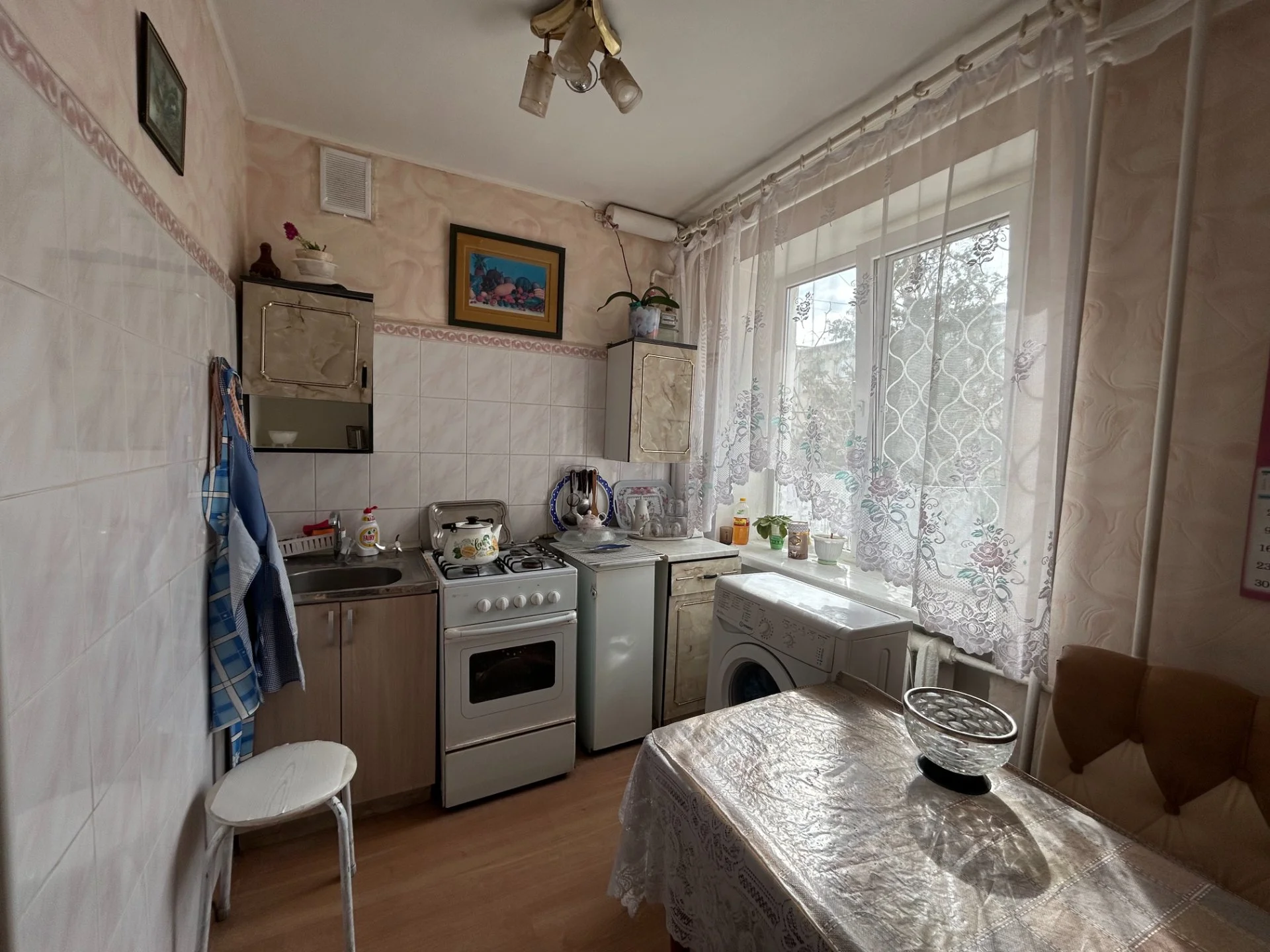 Продается 2-х комнатная квартира в центре города на 3 этаже. - миниатюра 8