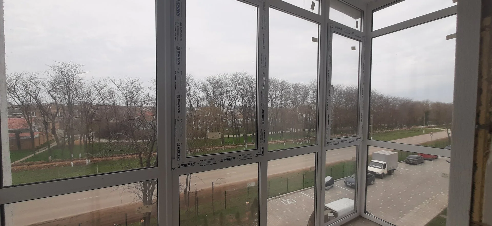 Продается 3-комнатная квартира в двух уровнях, с отдельным входом, в ЖК «Солнечный берег» - миниатюра 9