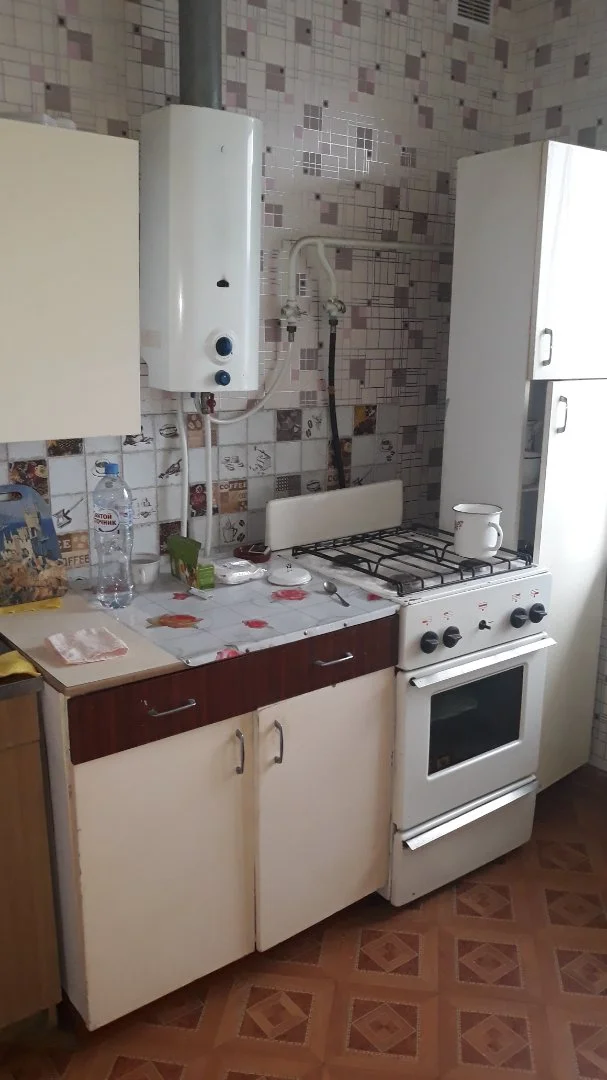 Продается 1к.кв. на 3 этаже трехэтажного дома по ул. Гайнутдинова! - миниатюра 2