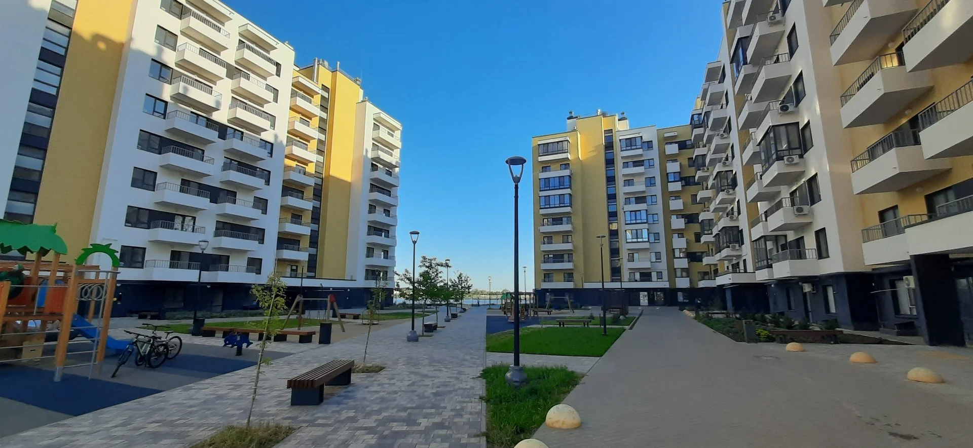 Продам квартиру в Новом доме в Саках - миниатюра 2