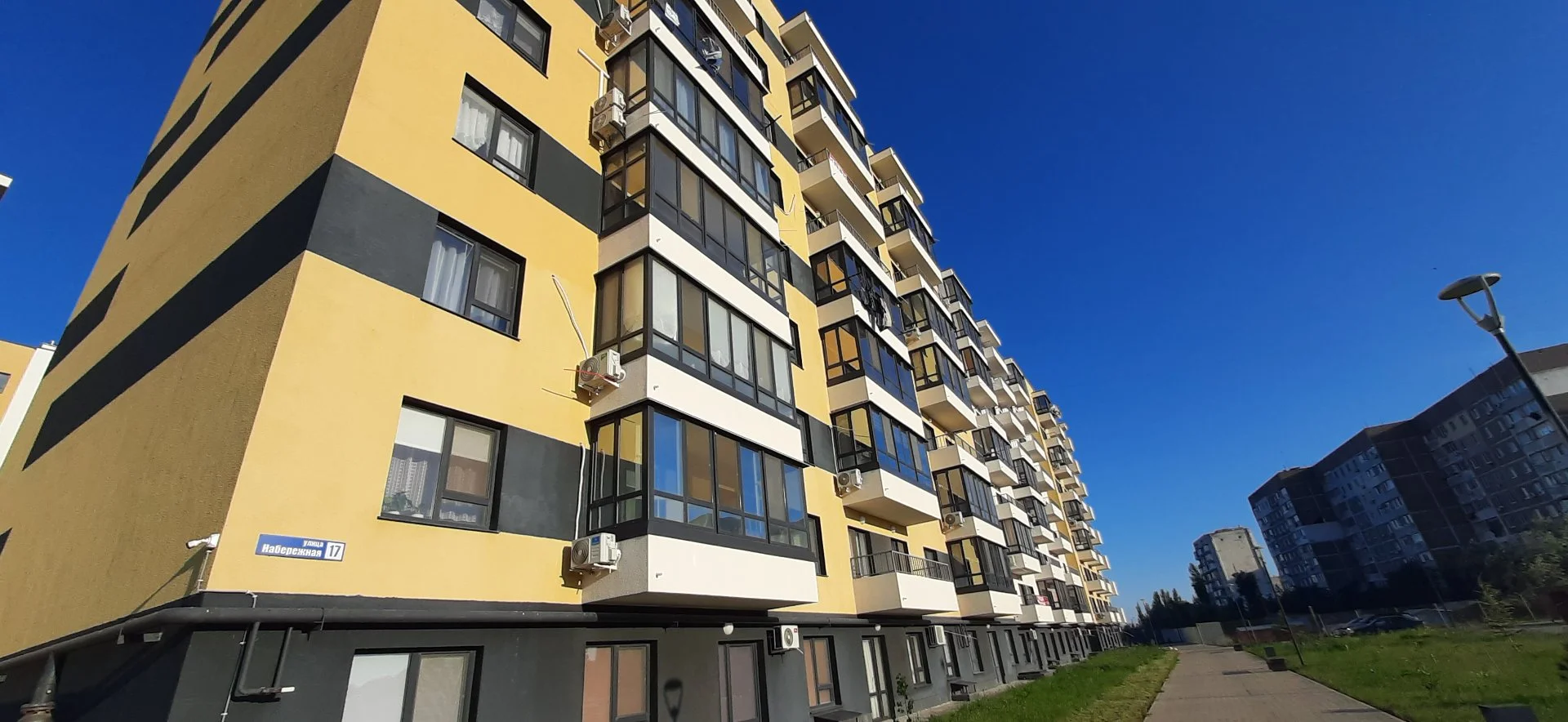 Продам квартиру в Новом доме в Саках - миниатюра 4