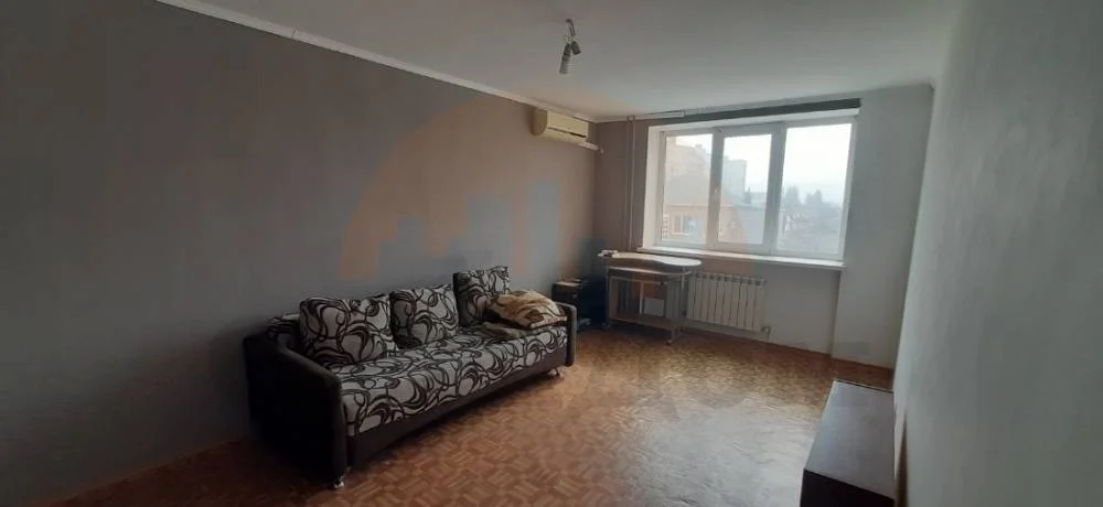 Отличная 3к. кв. на втором этаже в Саках, Крым!